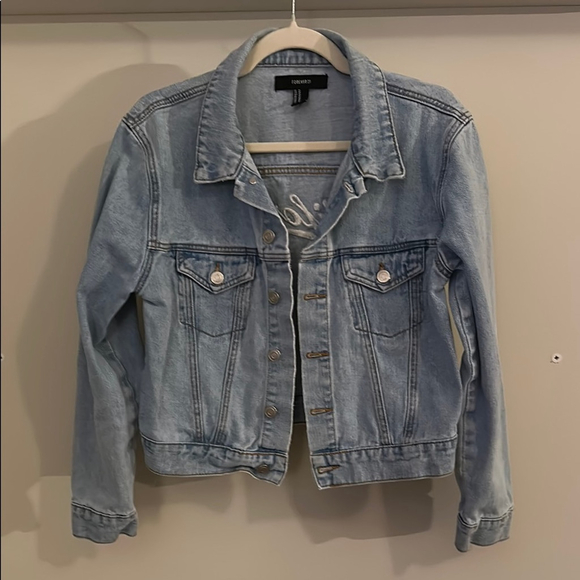 Forever 21 Jackets & Blazers - Forever 21 Blue Light Denim Jean Jacket Soft California - M